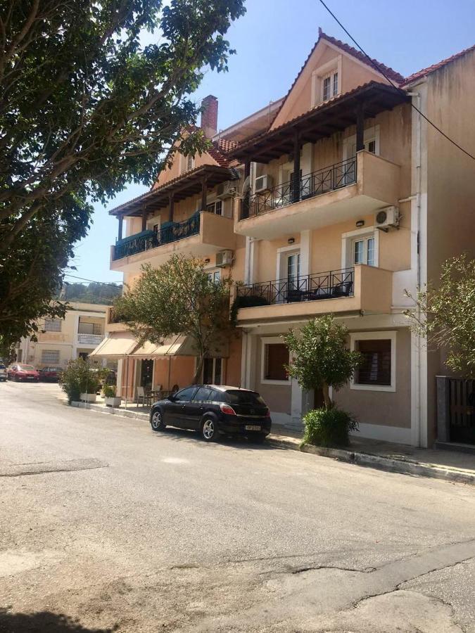 Filippos Apartments Аргостоліон Екстер'єр фото